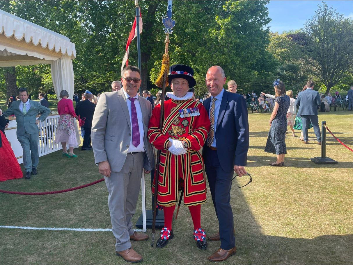 Image of Mark and David with a Beefeater